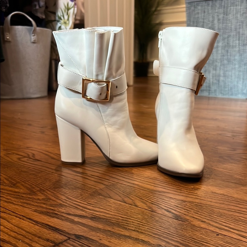 Cecelia Elegant White Leather Ankle Boots